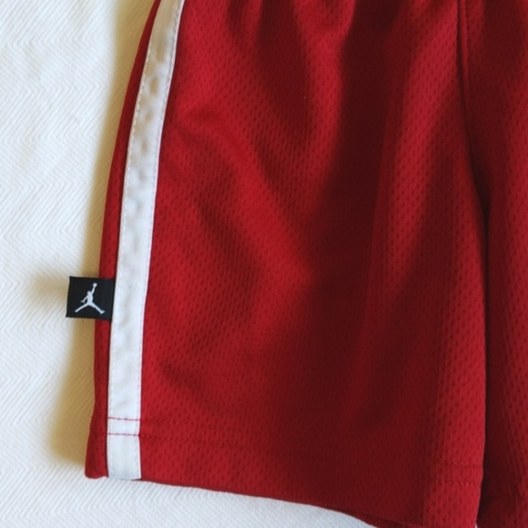jordan red mesh athletic shorts 2T toddler boys - Picture 2 of 6